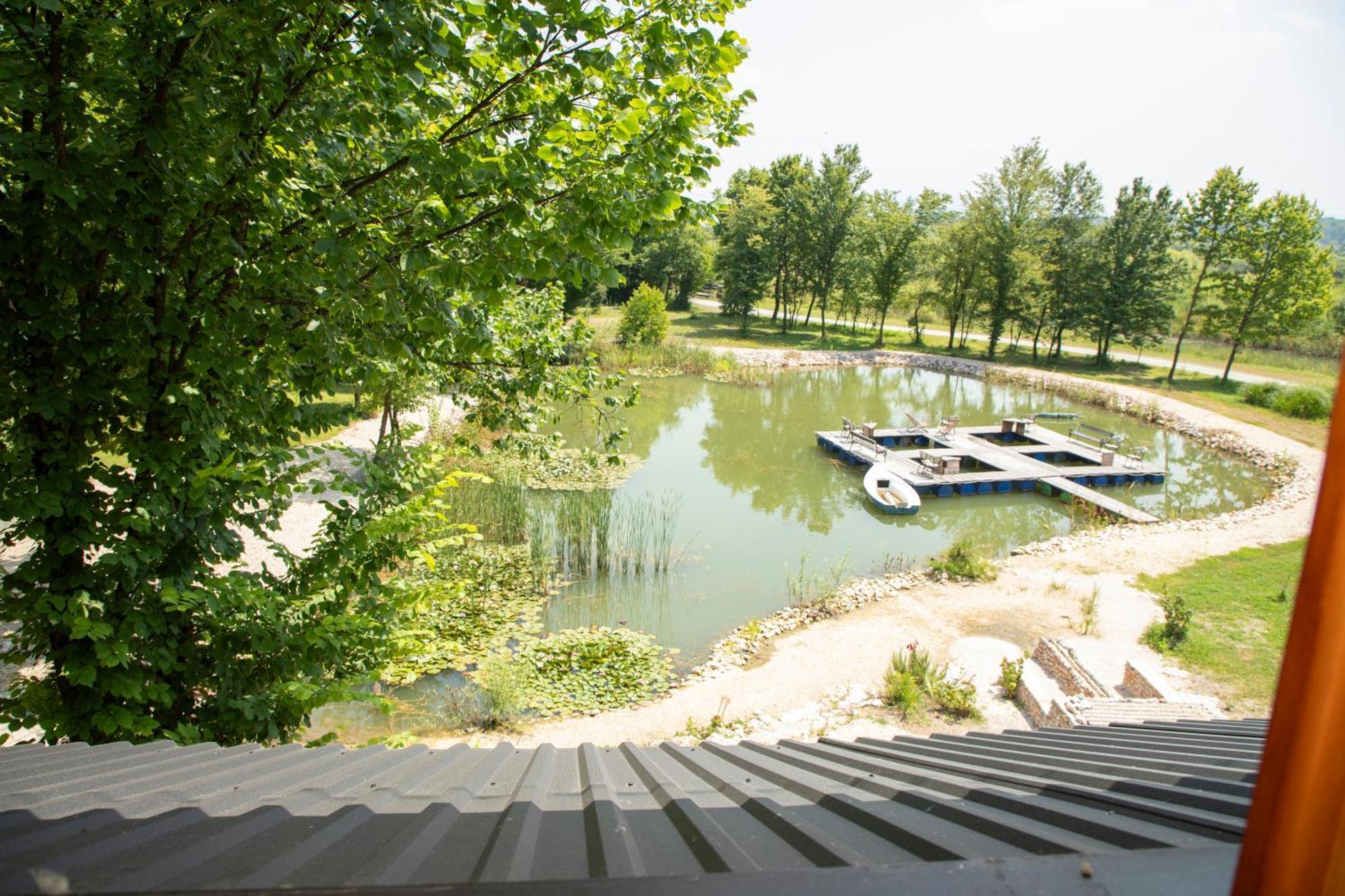 Guest House Mala Prica Zivinice Bagian luar foto