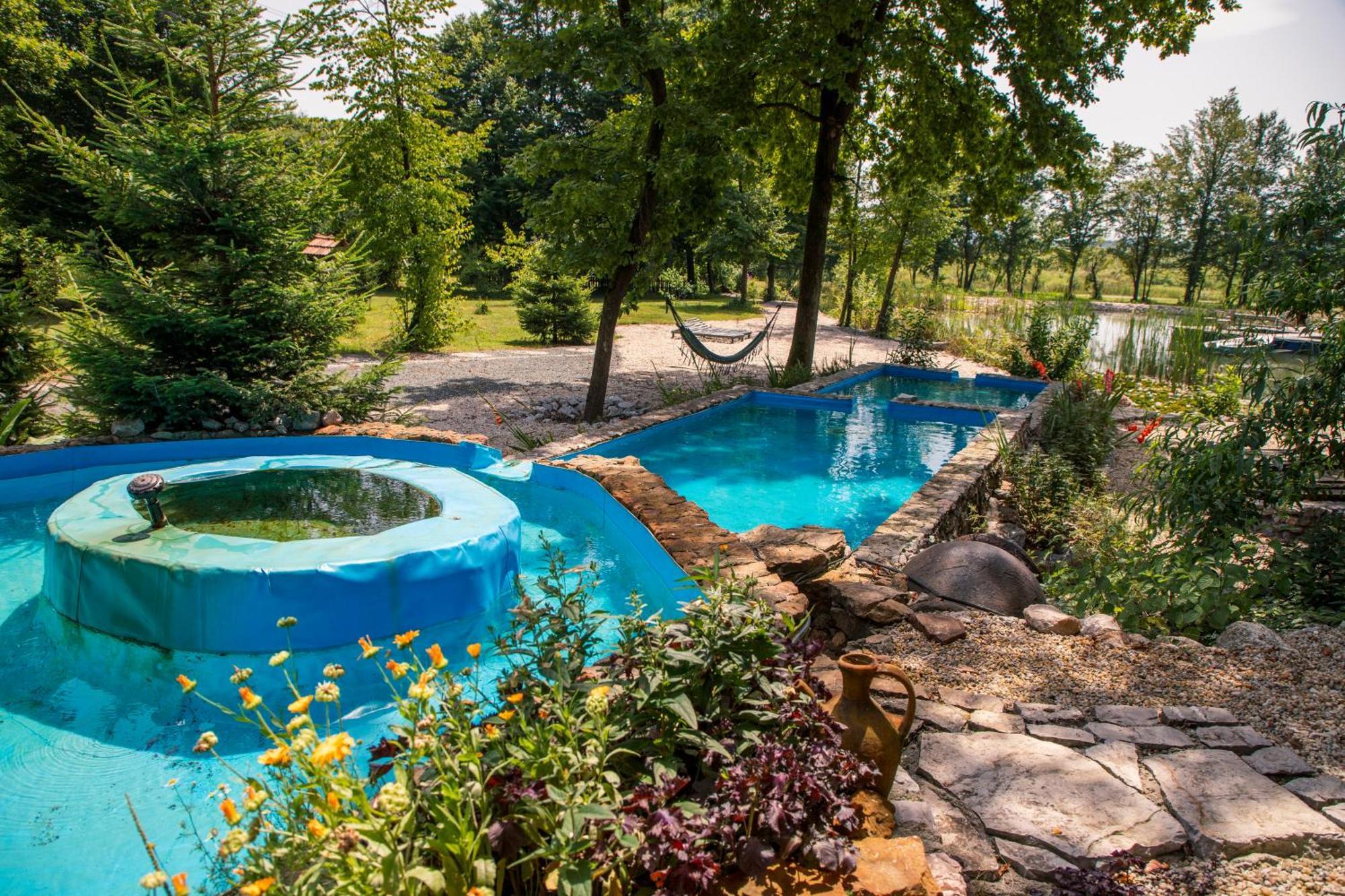 Guest House Mala Prica Zivinice Bagian luar foto